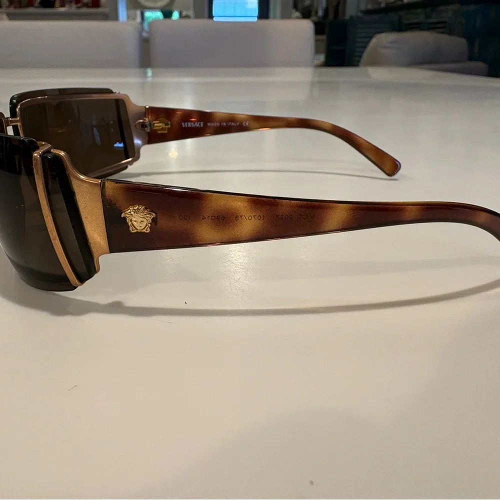 Versace Y2K vintage sunglasses-COLLECTORS!!